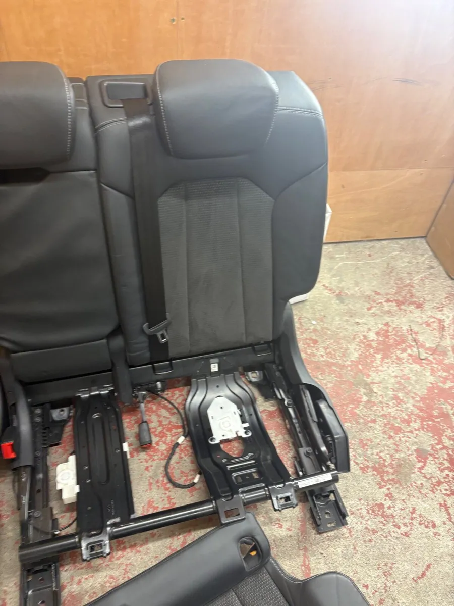 Audi Q7 Rear Seats - Image 3