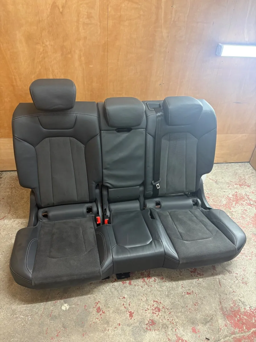 Audi Q7 Rear Seats - Image 1