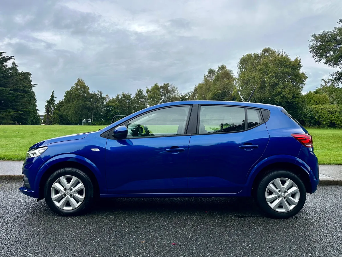 Dacia Sandero 1.0 Petrol Comfort 5dr Hatchback. - Image 3