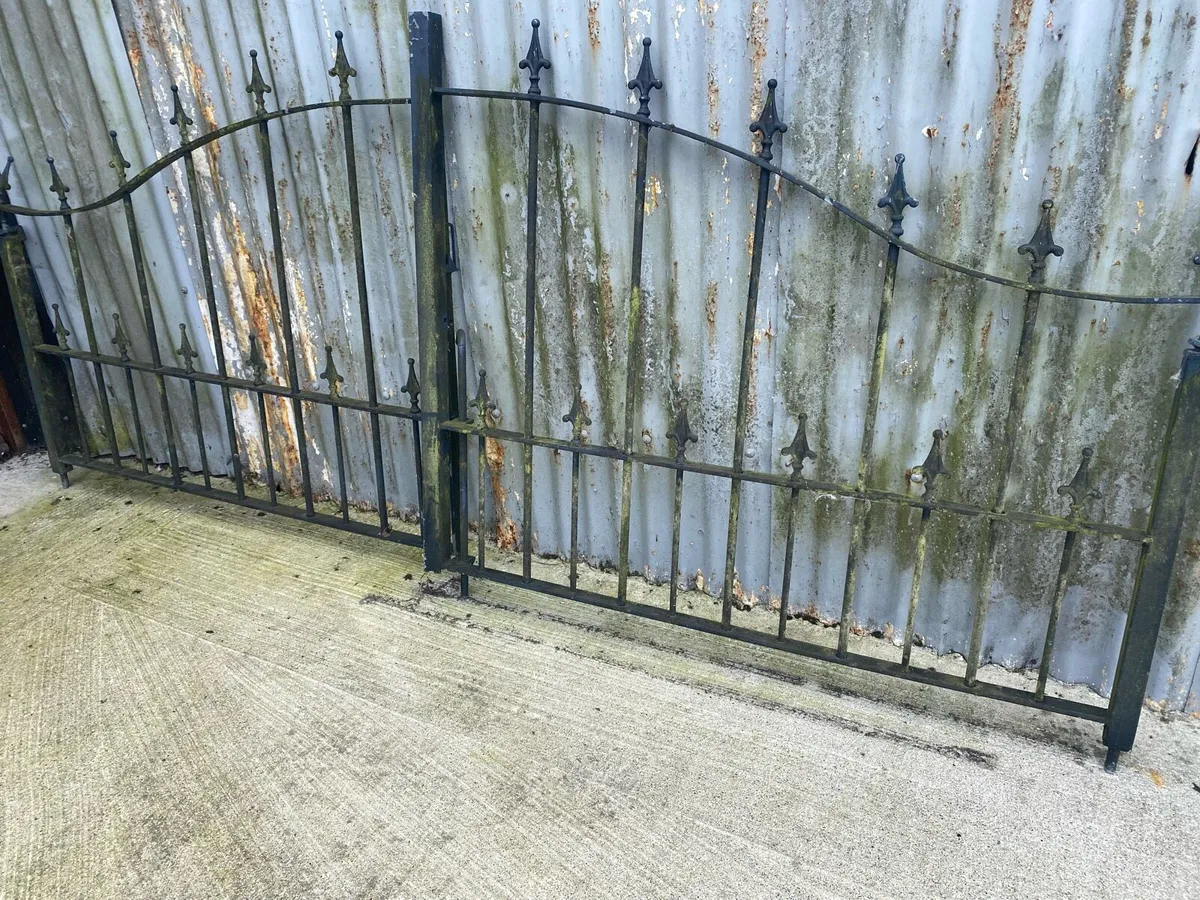 Gates - Image 4
