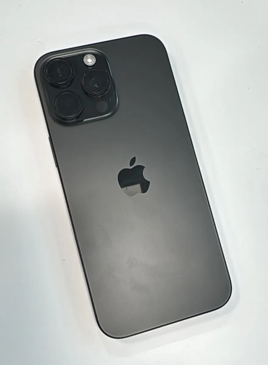 Iphone 16 Pro Max - Image 3