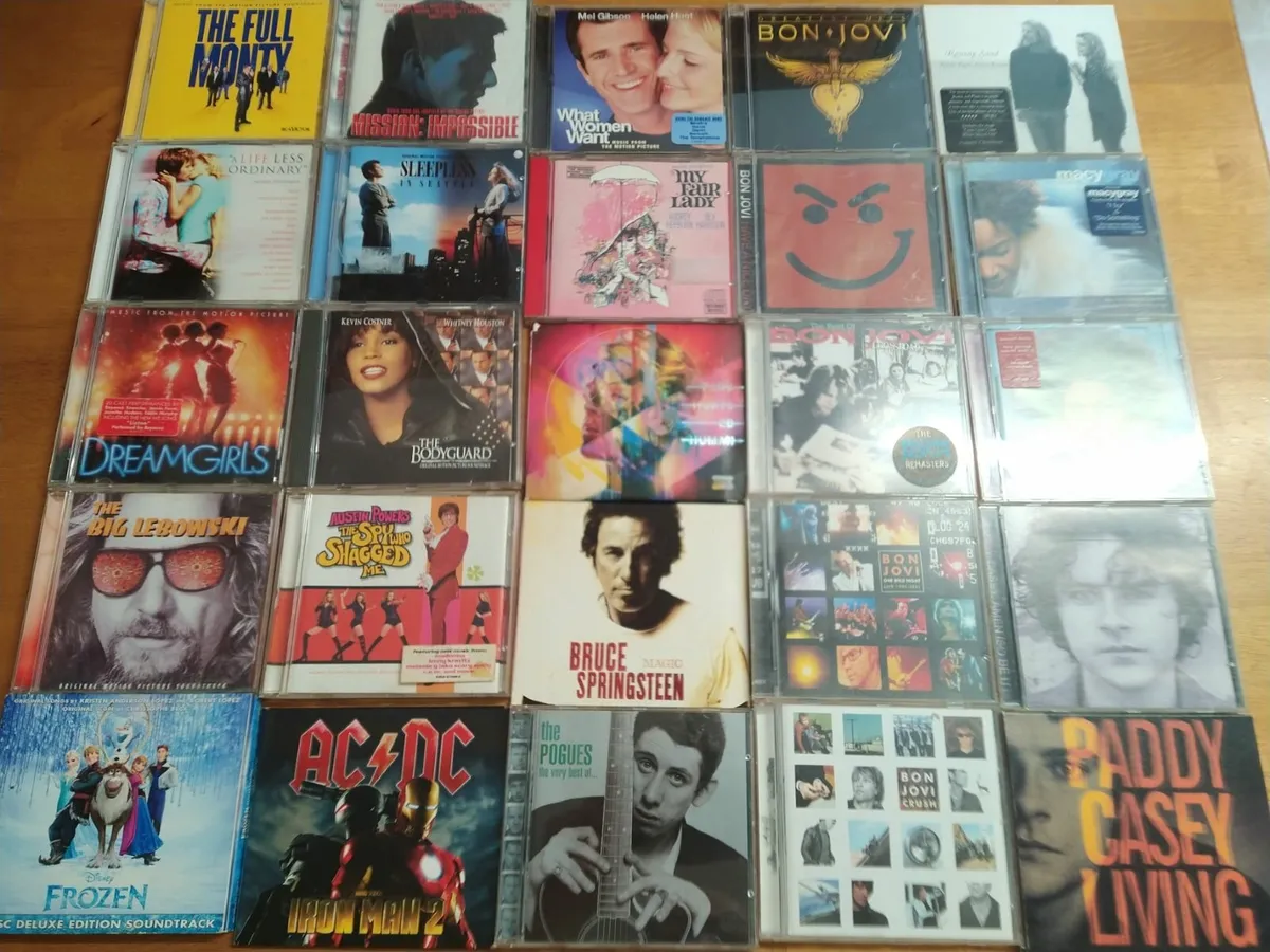 225 Music CDs + free CD singles - Image 1