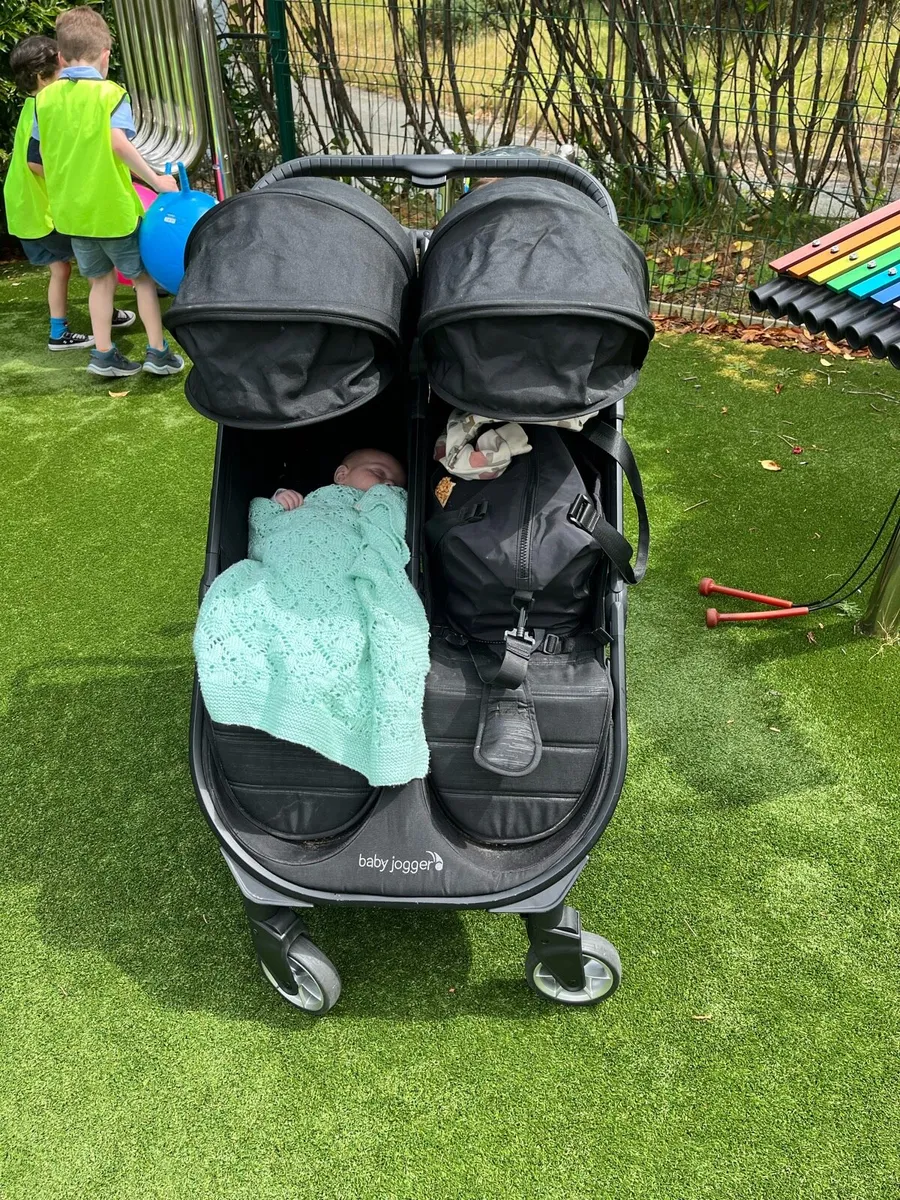 Double buggy (city jogger) - Image 1
