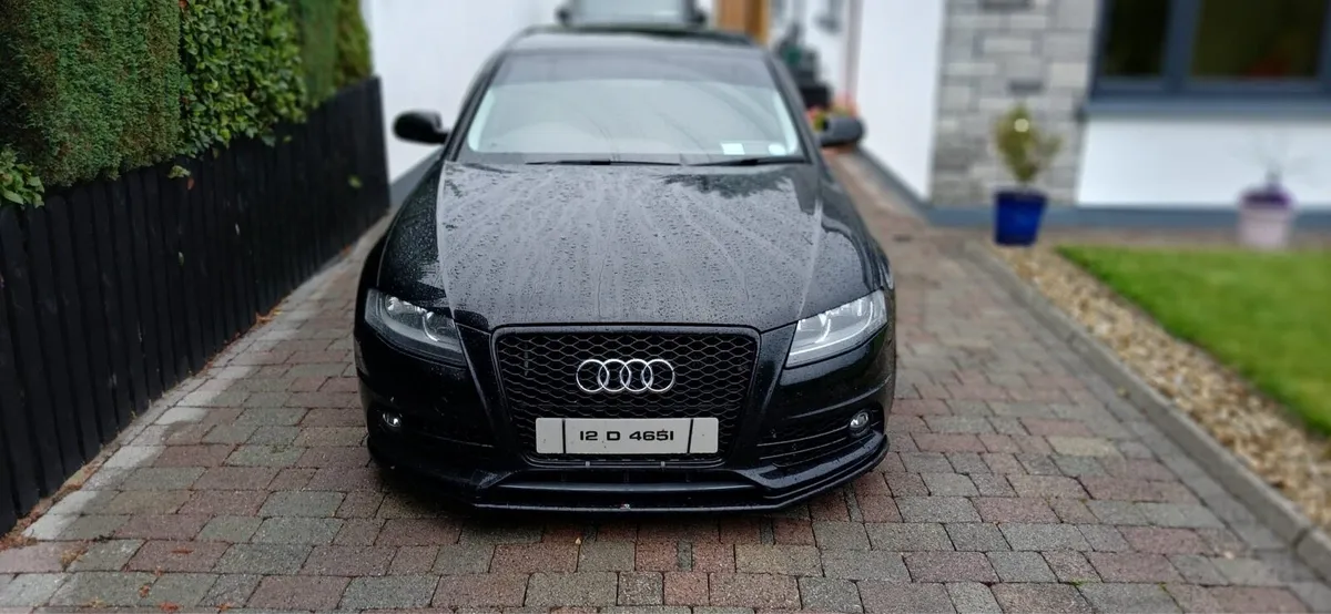 Audi A4 b8 SE 2012 - Image 1