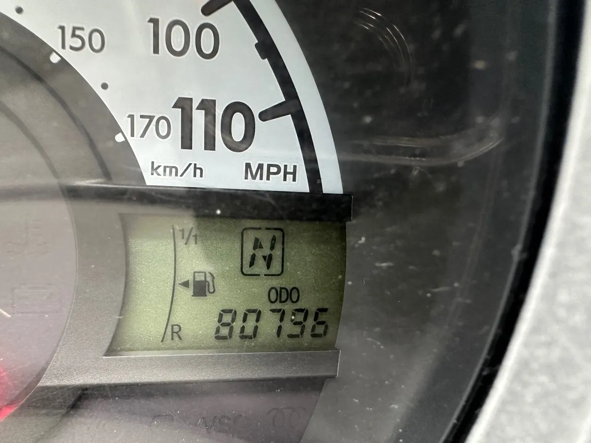 Toyota Aygo 2006 Automatic - Image 2