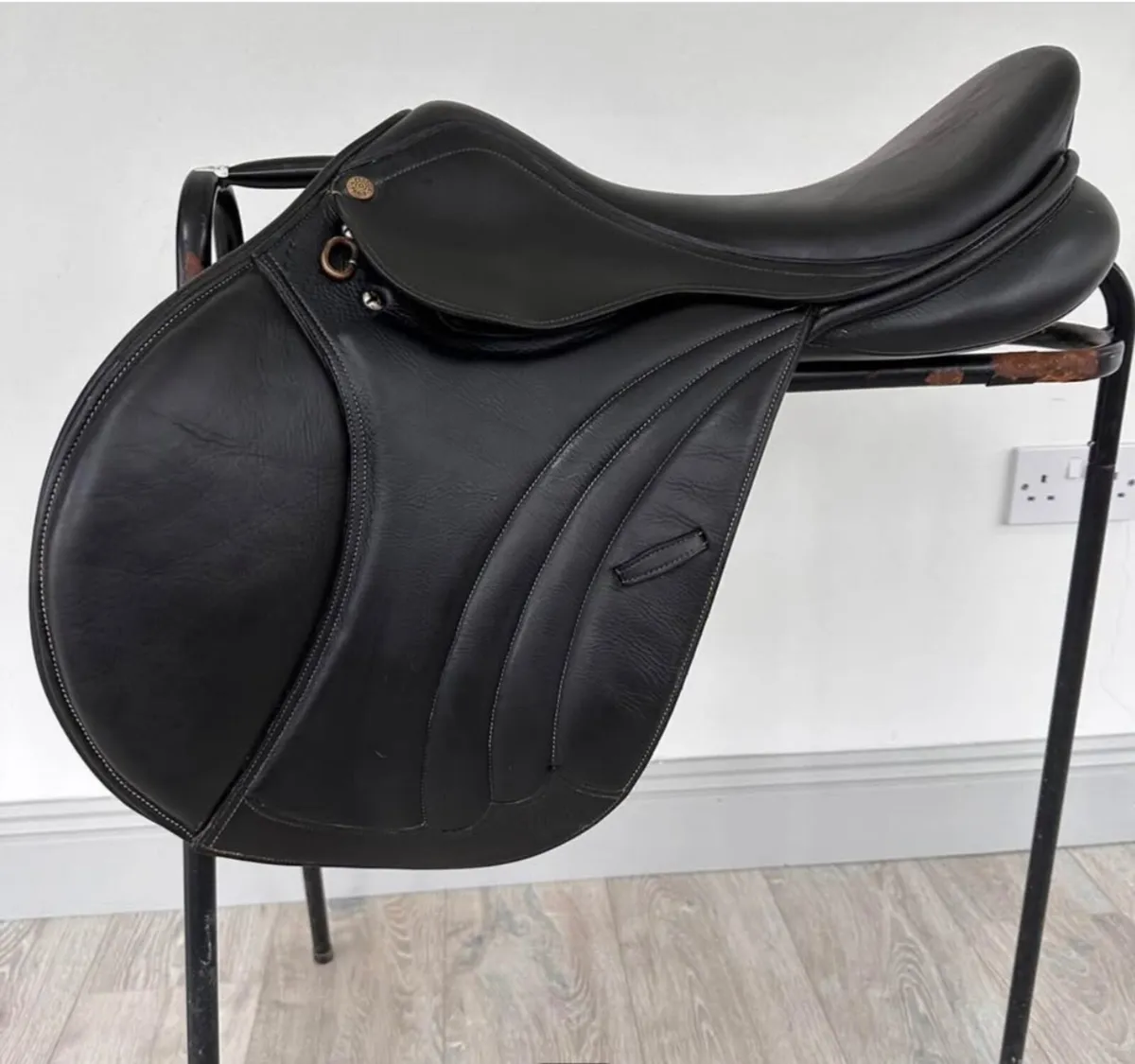 Pessoa Jumping Saddle - Image 1