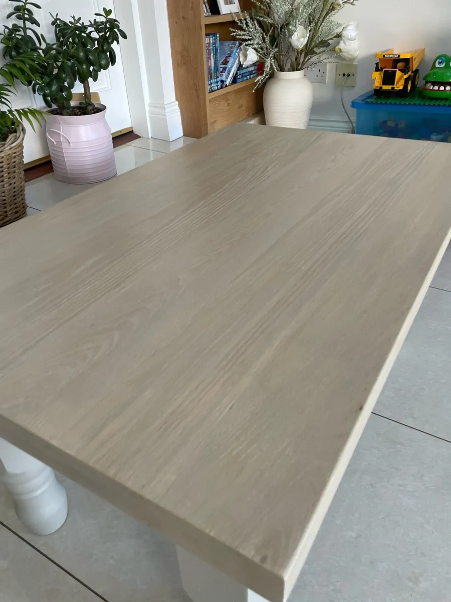 Solid wood coffee table - Image 4