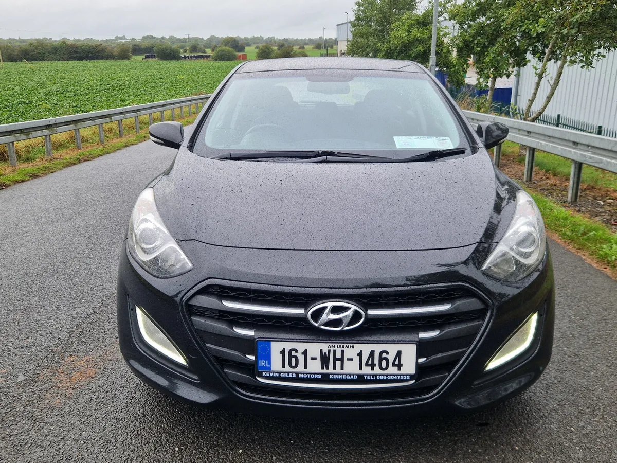 2016 Hyundai i30  1.6 DELUXE - Image 2