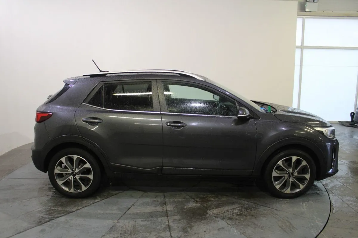 Kia Stonic 1.4 K2 Petrol - Image 3