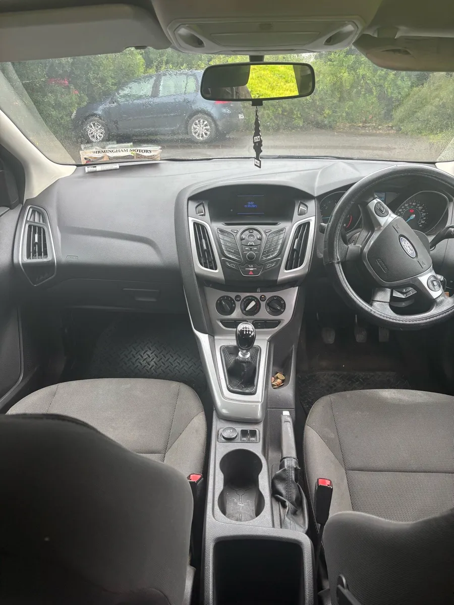 Ford Focus 2011 - Image 4