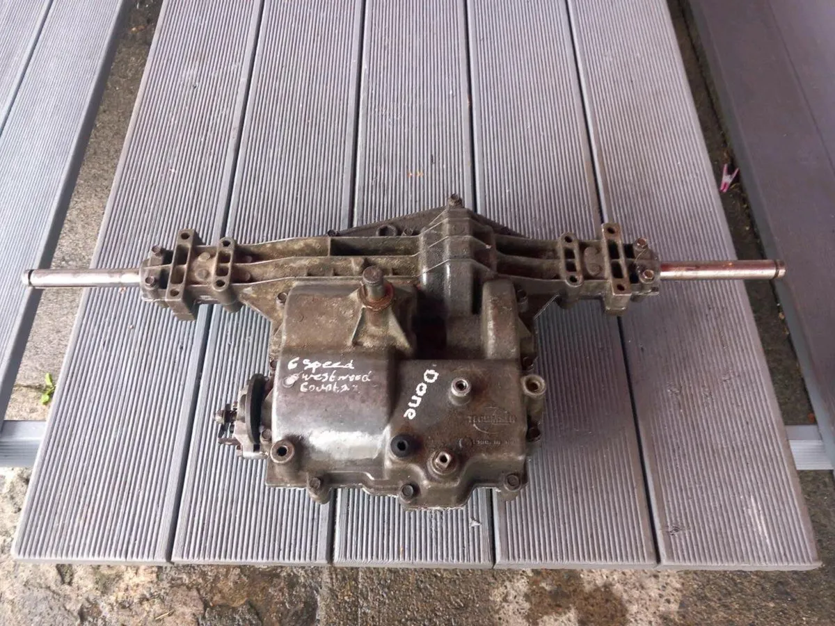 Westwood/Countax manual gearbox for sale - Image 1