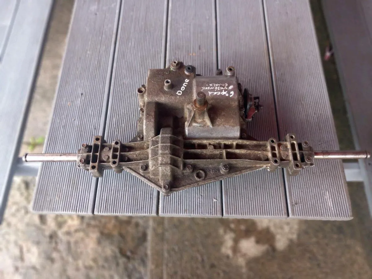 Westwood/Countax manual gearbox for sale - Image 3
