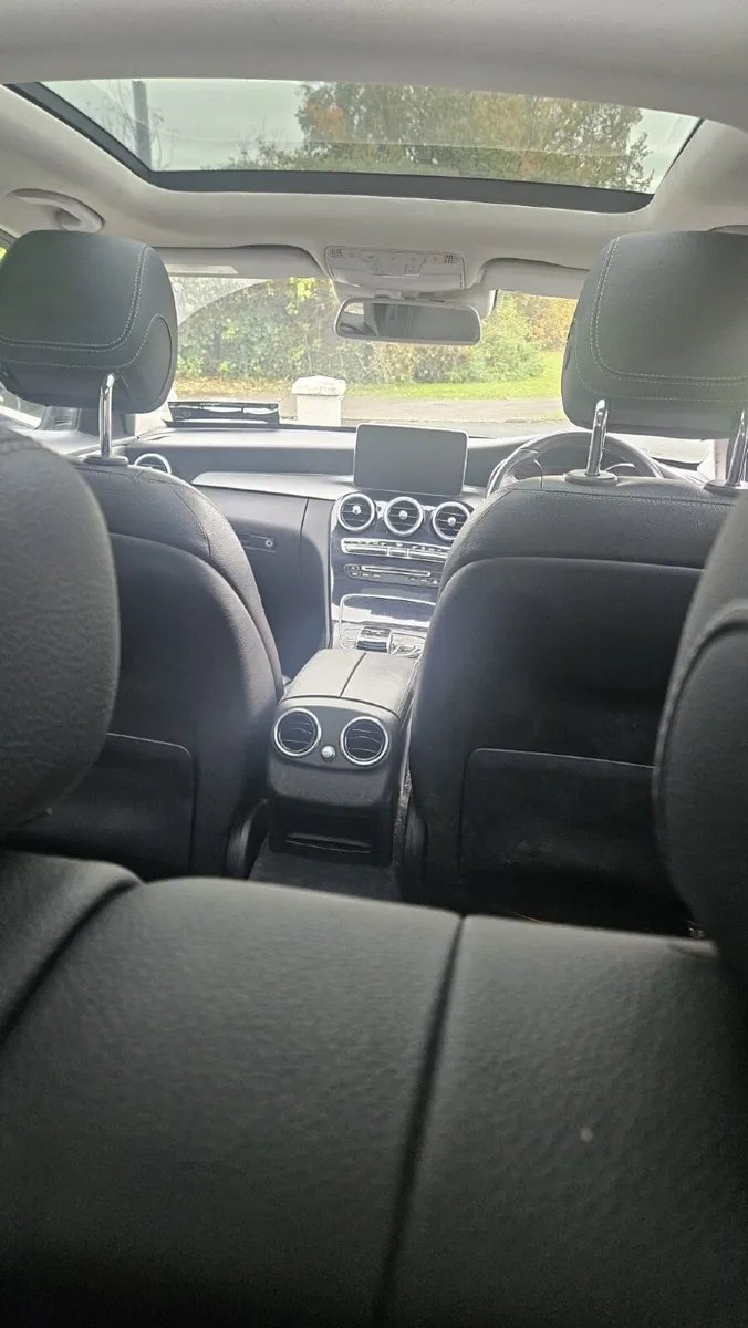 Mercedes-Benz C-Class 2016 - Image 4