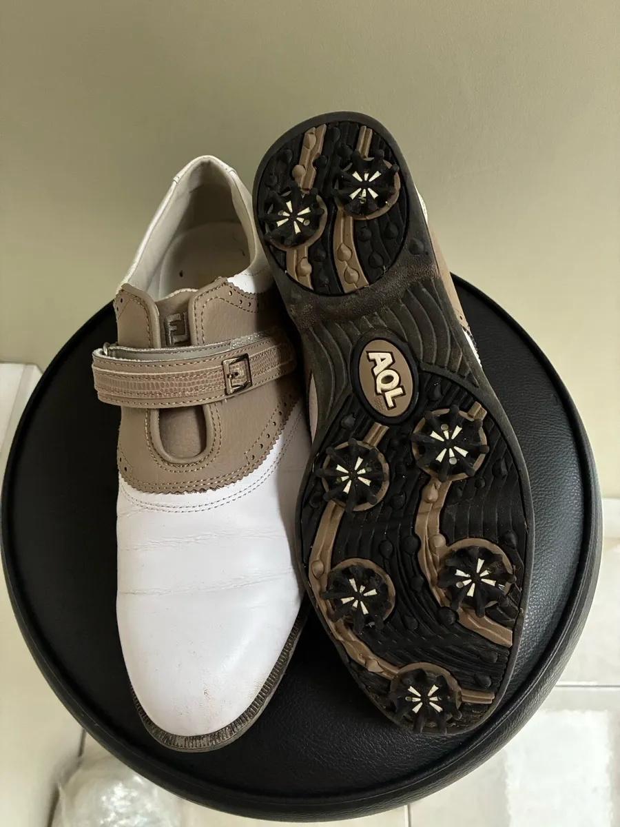 Golf shoes - Image 2