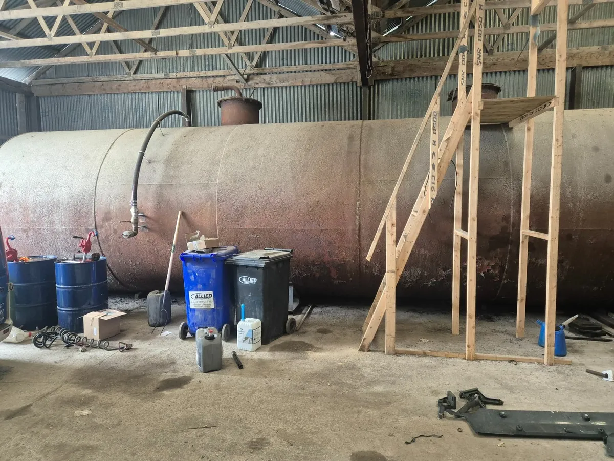 Bulk fuel tanks - Image 2