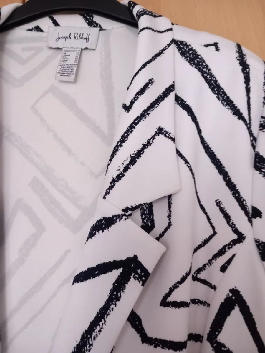 Joseph Ribkoff blazer - Image 2