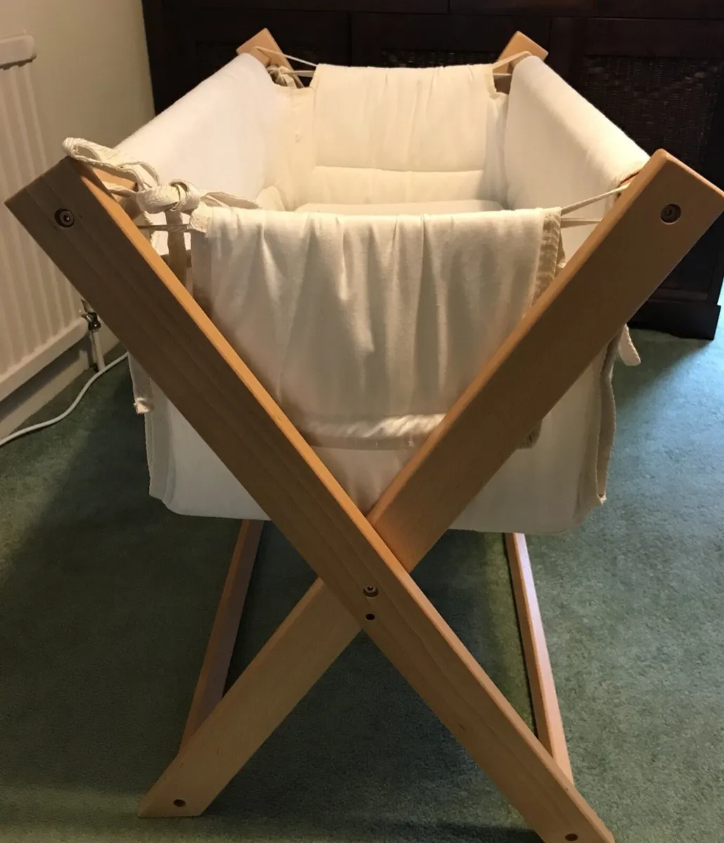 Saplings katie crib moses basket with stand - Image 4
