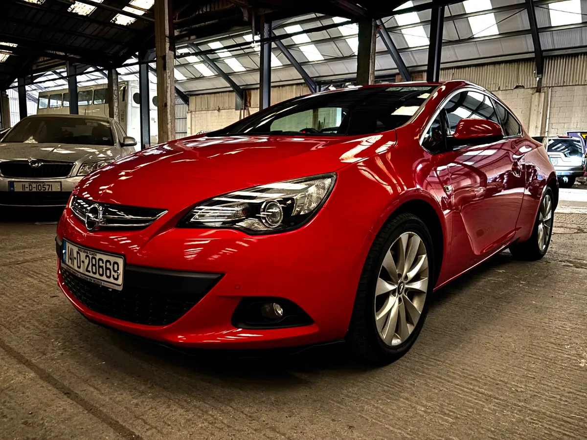 2014 Opel Astra GTC *Sports Trim* - Image 2