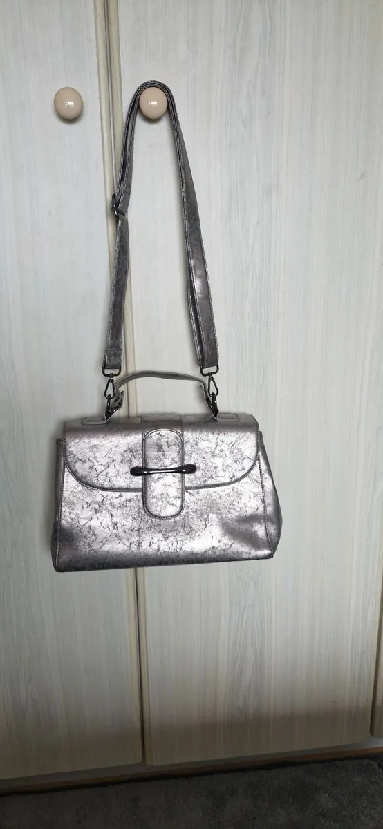 Hand bag - Image 1