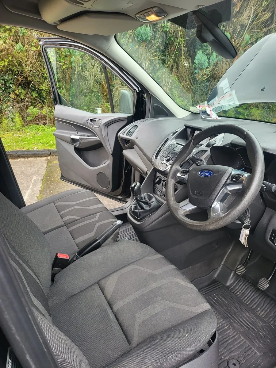 Ford Transit Connect 3 seater - Image 2