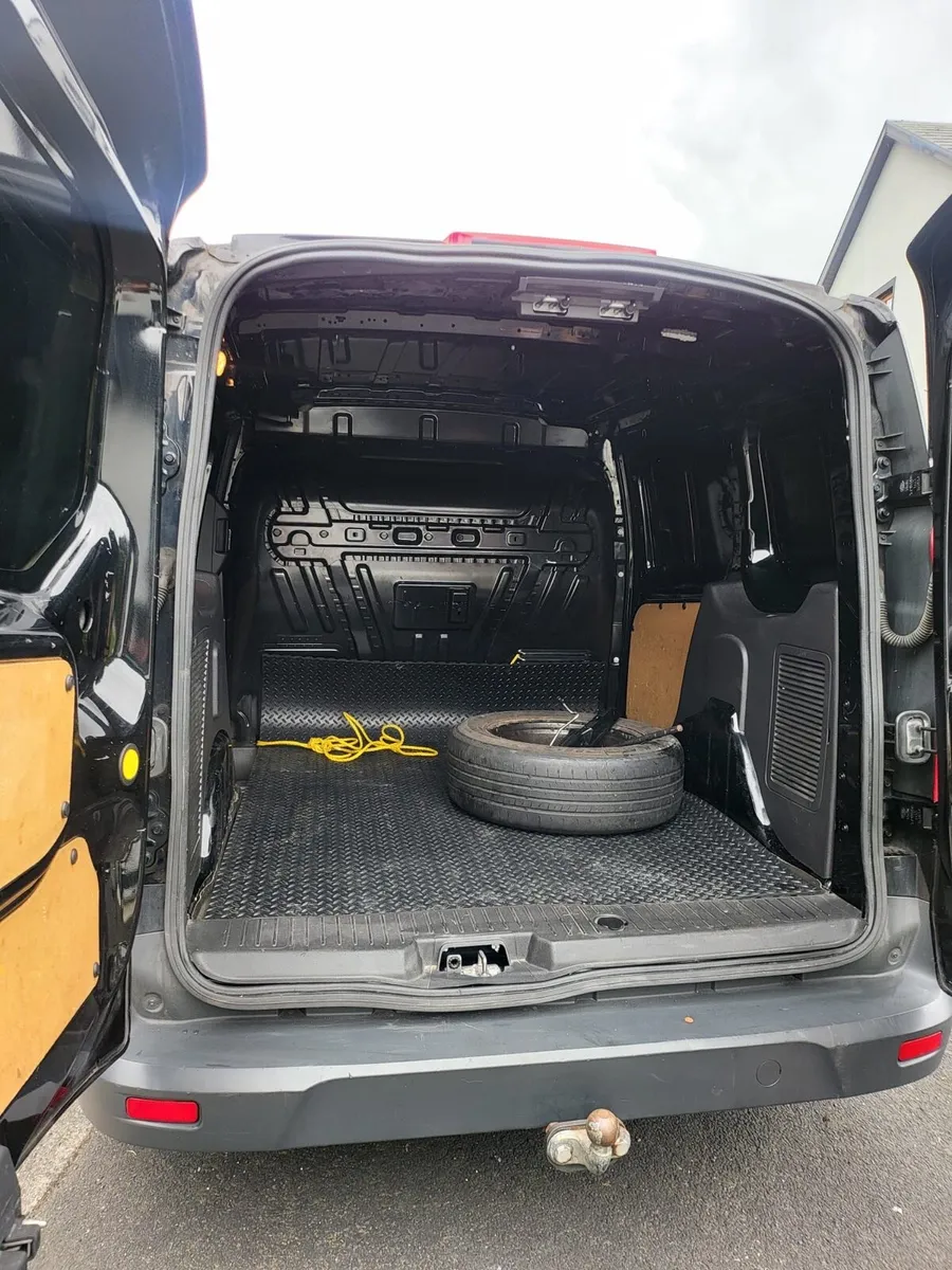 Ford Transit Connect 3 seater - Image 3