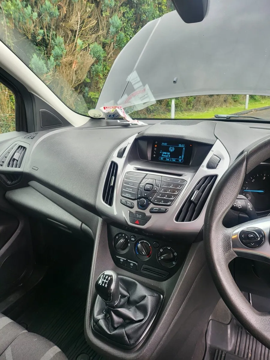 Ford Transit Connect 3 seater - Image 4