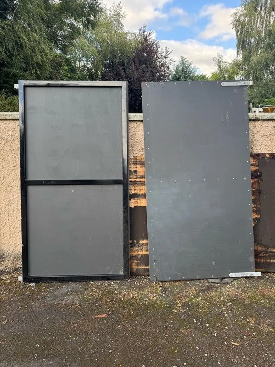 Garage Stroke Shed Doors - Image 1