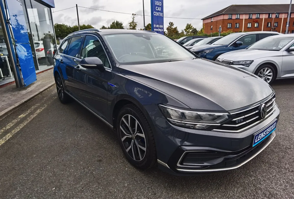 VOLKSWAGEN PASSAT 1.4 GTE DSG - Image 4