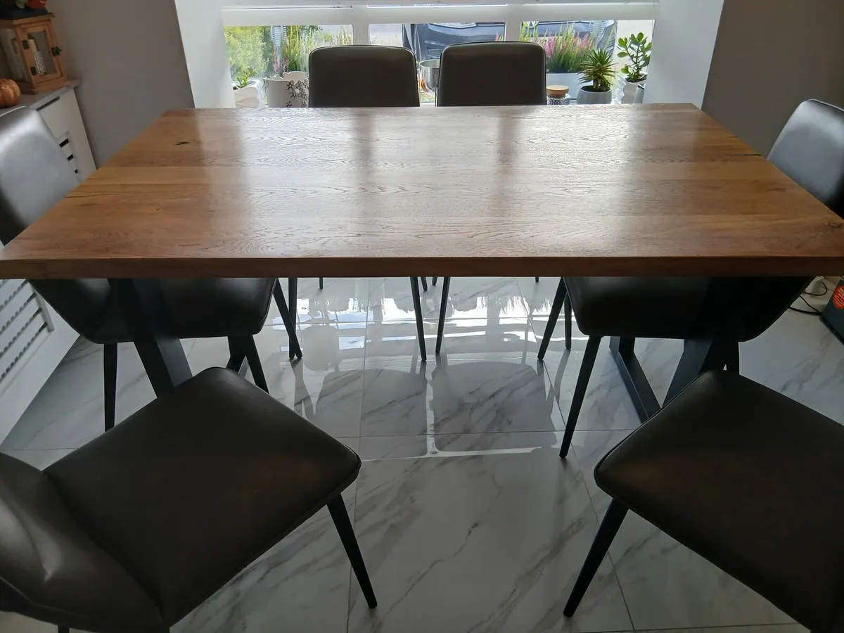 Dining room table and chairs - Image 4