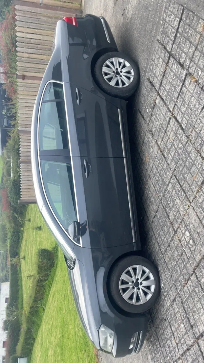 Volkswagen Passat 1.6 Blue motion - Image 4