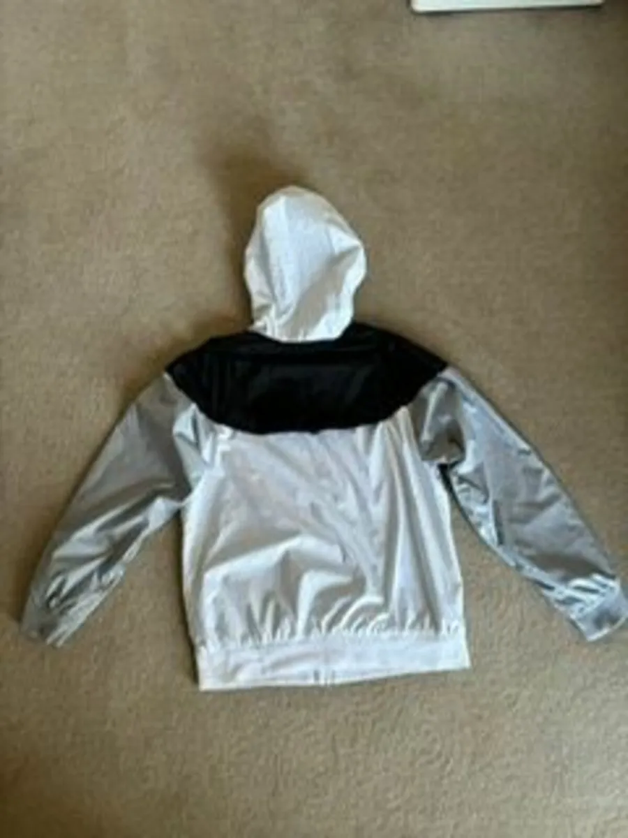Nike Hoody Jacket age 12-14 - Image 2