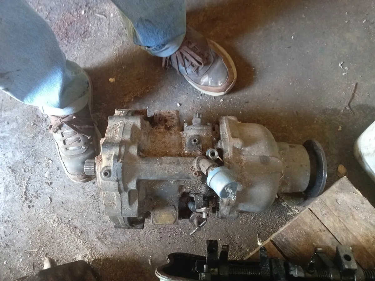 Borg Warner  Marine Transmission - Image 1