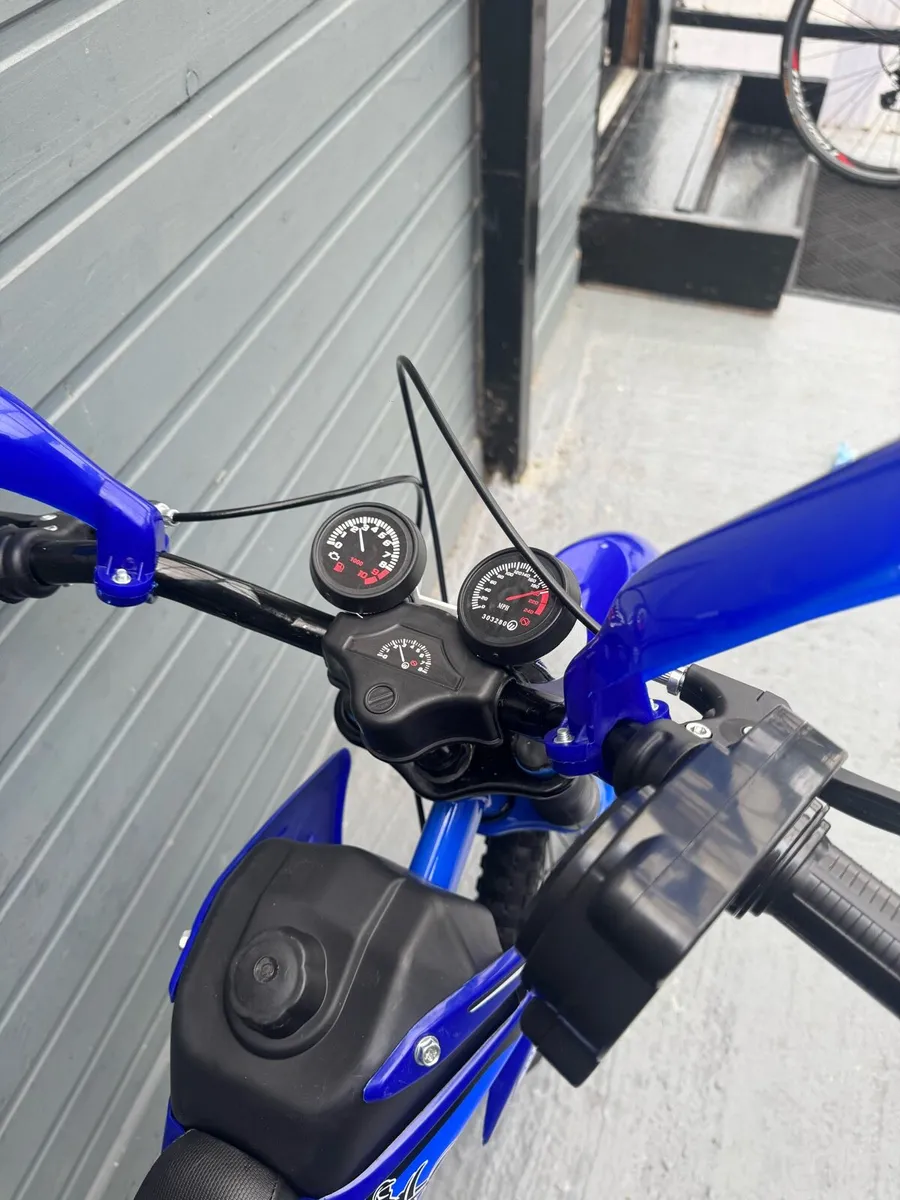 Free Delivery - 20 inch dirt bikes with real noise - Image 4