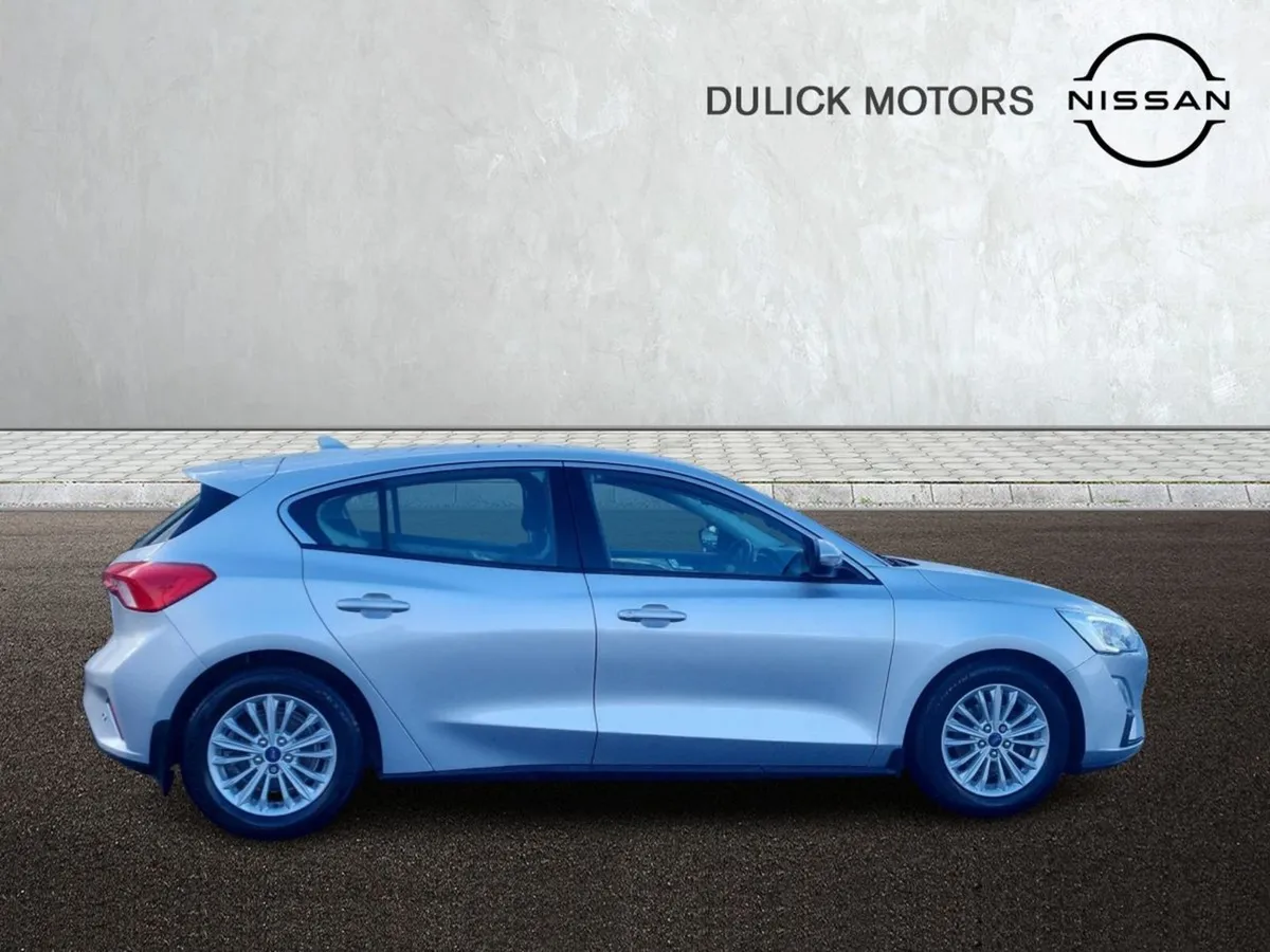 Ford Focus 1.5 Tdci 120PS Titanium - Image 3