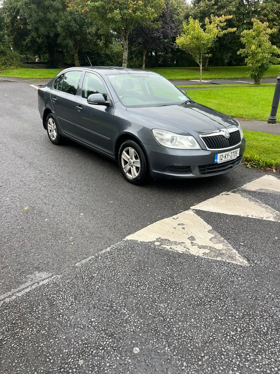 Skoda Octavia 1.6 Diesel 2012 tax and Nct €2350 - Image 1