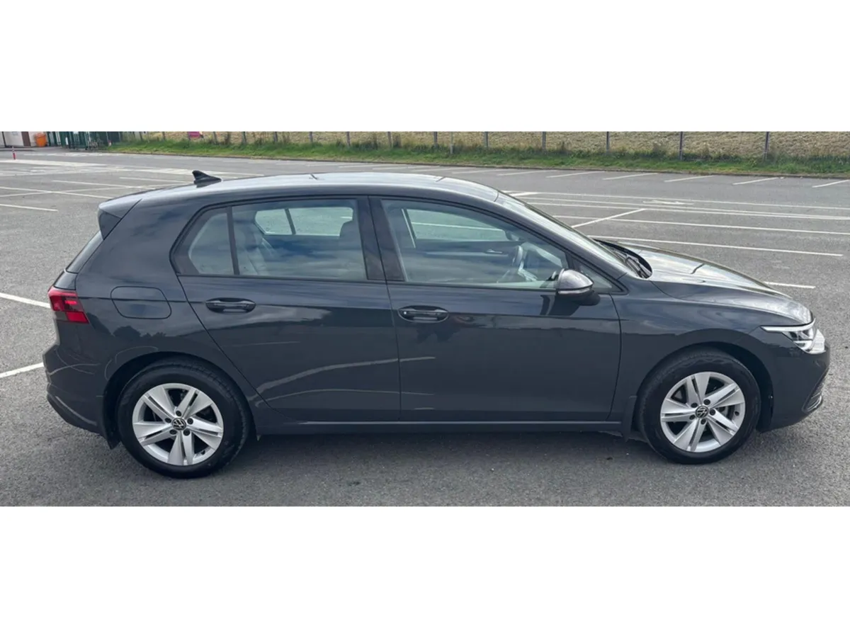 Volkswagen Golf LIFE 1.0 TSI 110HP 5DR - Image 3
