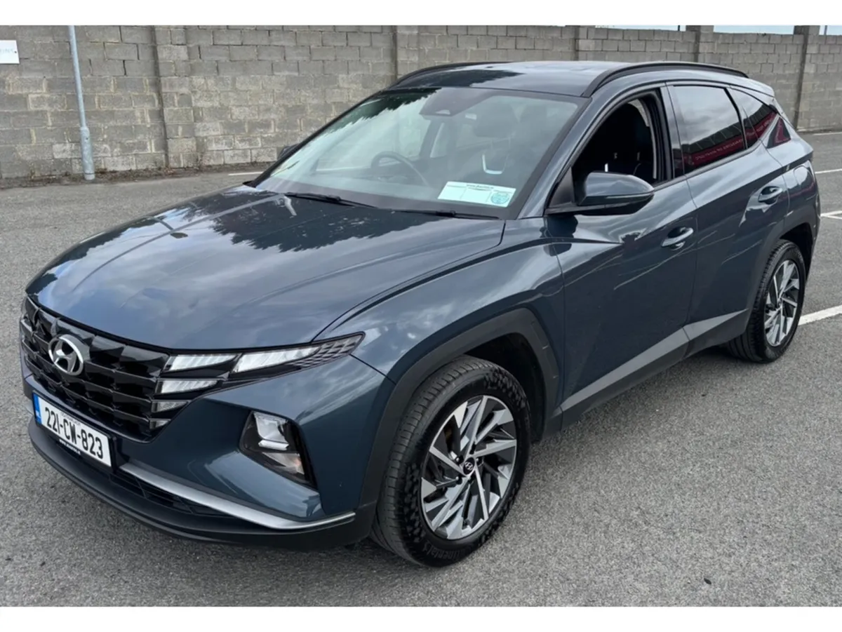 Hyundai Tucson IX35 EXECUTIVE 5DR - Image 2