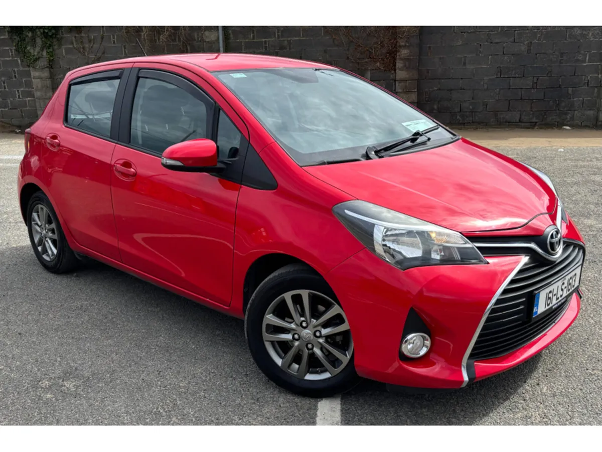 Toyota Yaris 1.0 LUNA 4DR - Image 1
