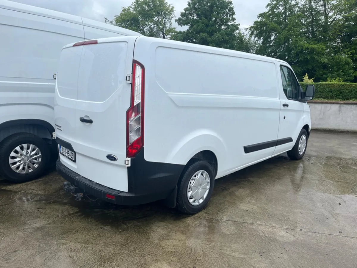 Ford Transit Custom 300L BASE 2.0 1 105PS 3DR - Image 2