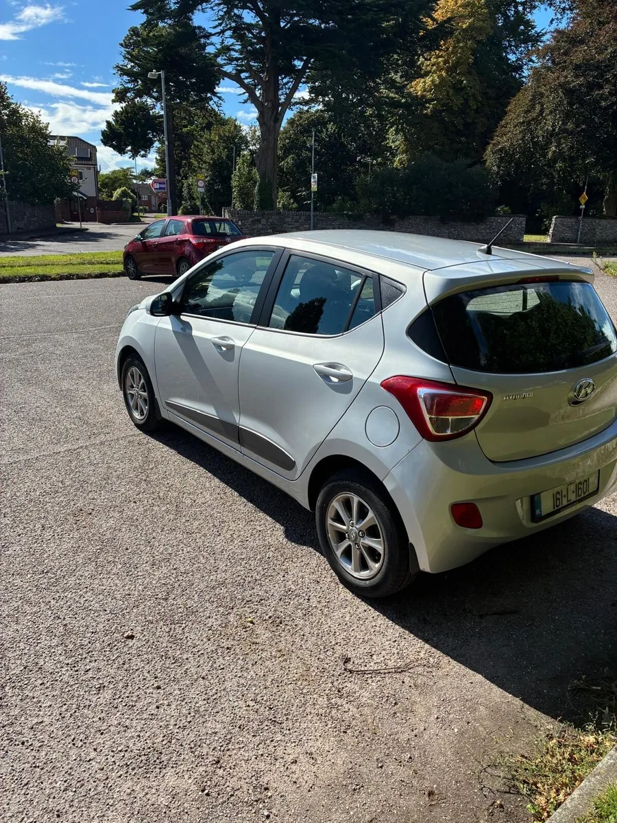 HYUNDAI i10 *AUTOMATIC* 161 (1 litre Petrol) - Image 3