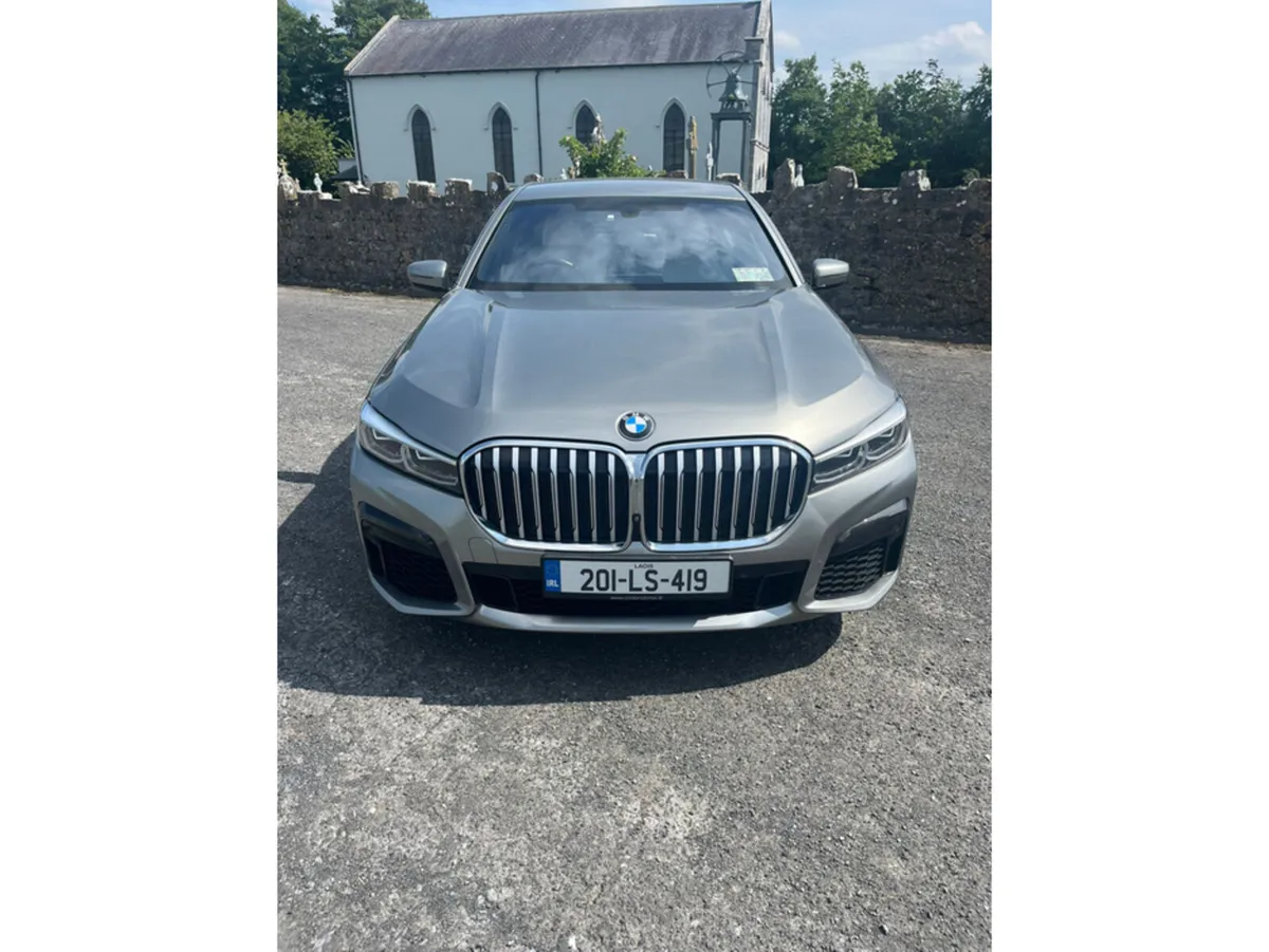 BMW 7-Series 730D M-SPORT 4DR AUTO - Image 2