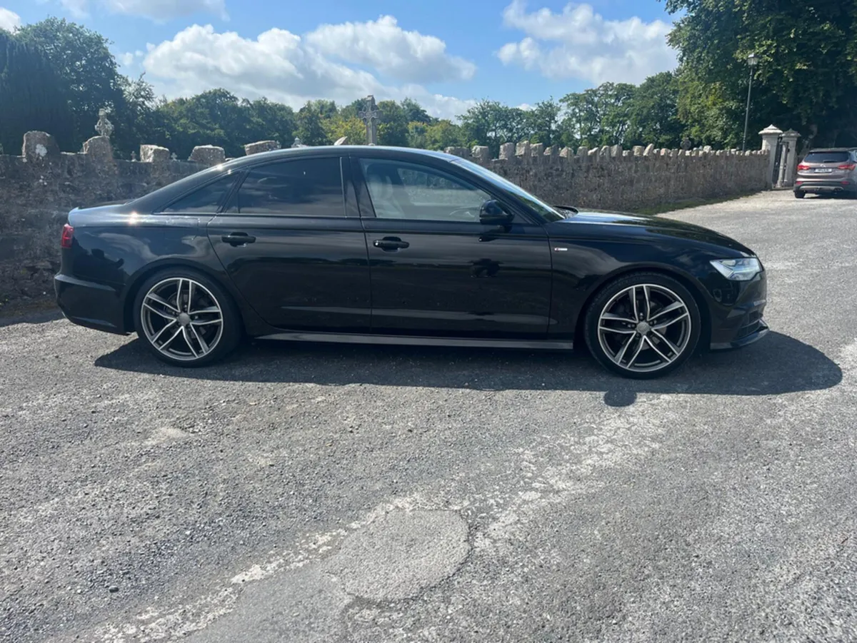 Audi A6 S-LINE 2.0 TDI 190 S-TRONIC 4DR AUTO BLACK - Image 2