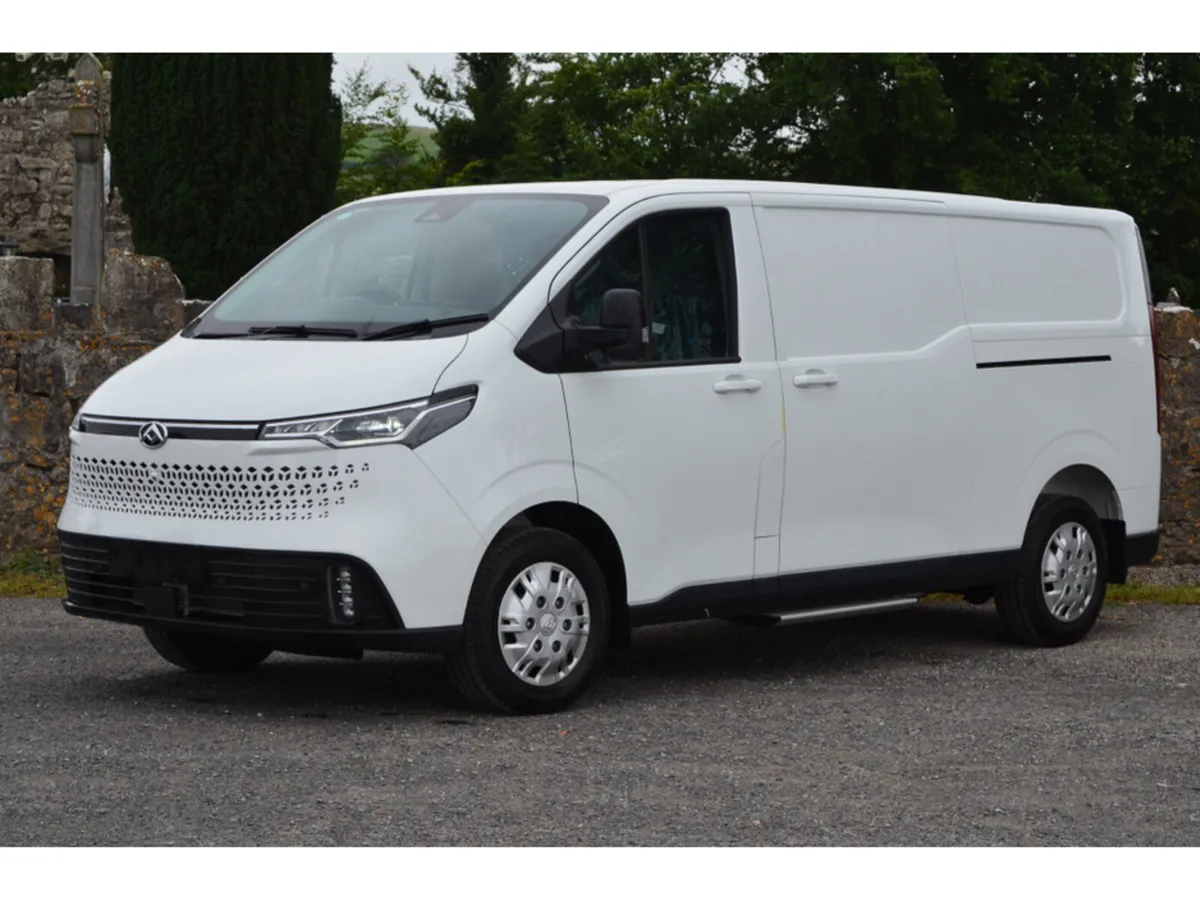Maxus DELIVER 7 Twin door 2.0L Diesel - Image 4