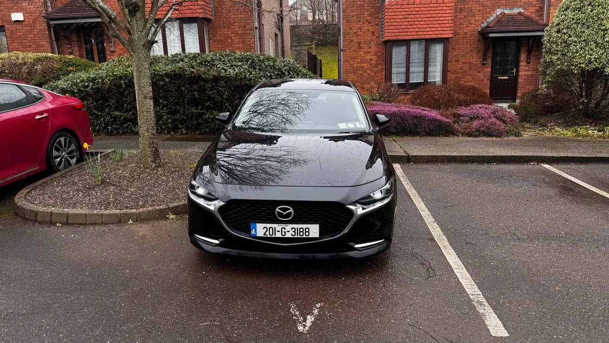 Mazda3 Skyactiv X 180 Saloon - Image 2