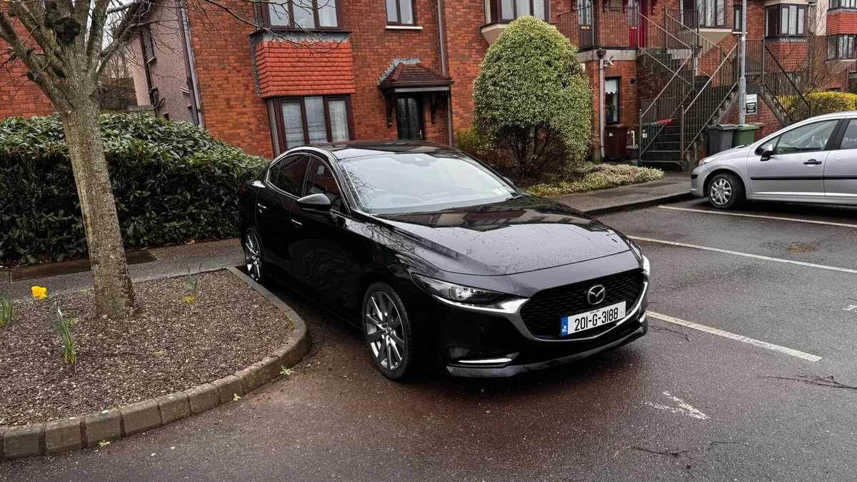 Mazda3 Skyactiv X 180 Saloon - Image 3