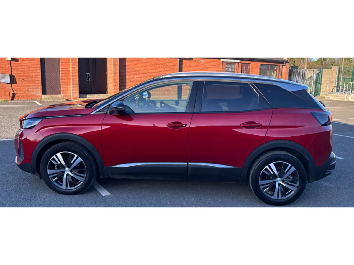 Peugeot 3008 FL ALLURE 1.5 BLUE HDI 13 130 6.2 - Image 4