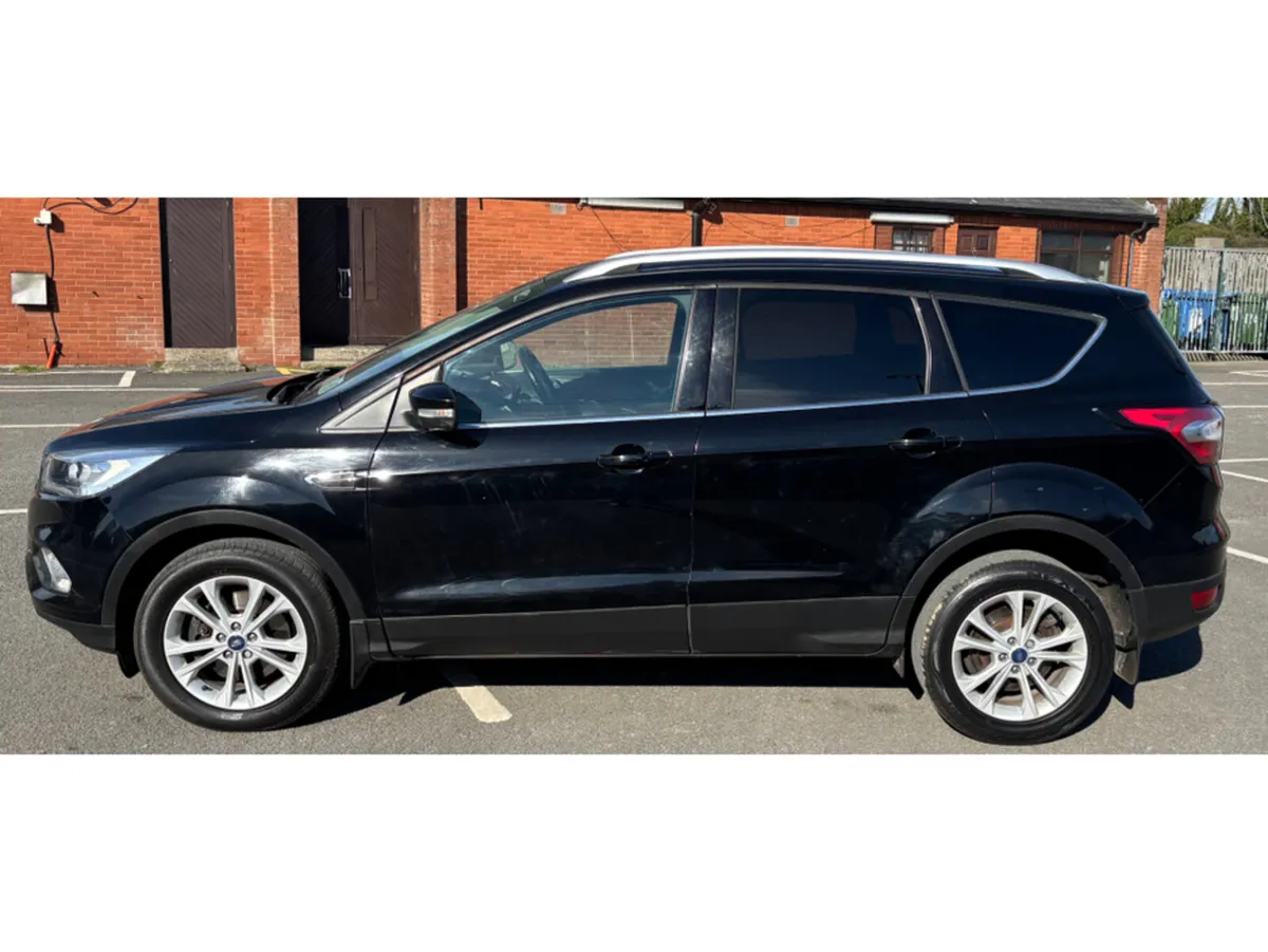 Ford Kuga TITANIUM 1.5 TDCI 120PS F FWD 4DR - Image 3