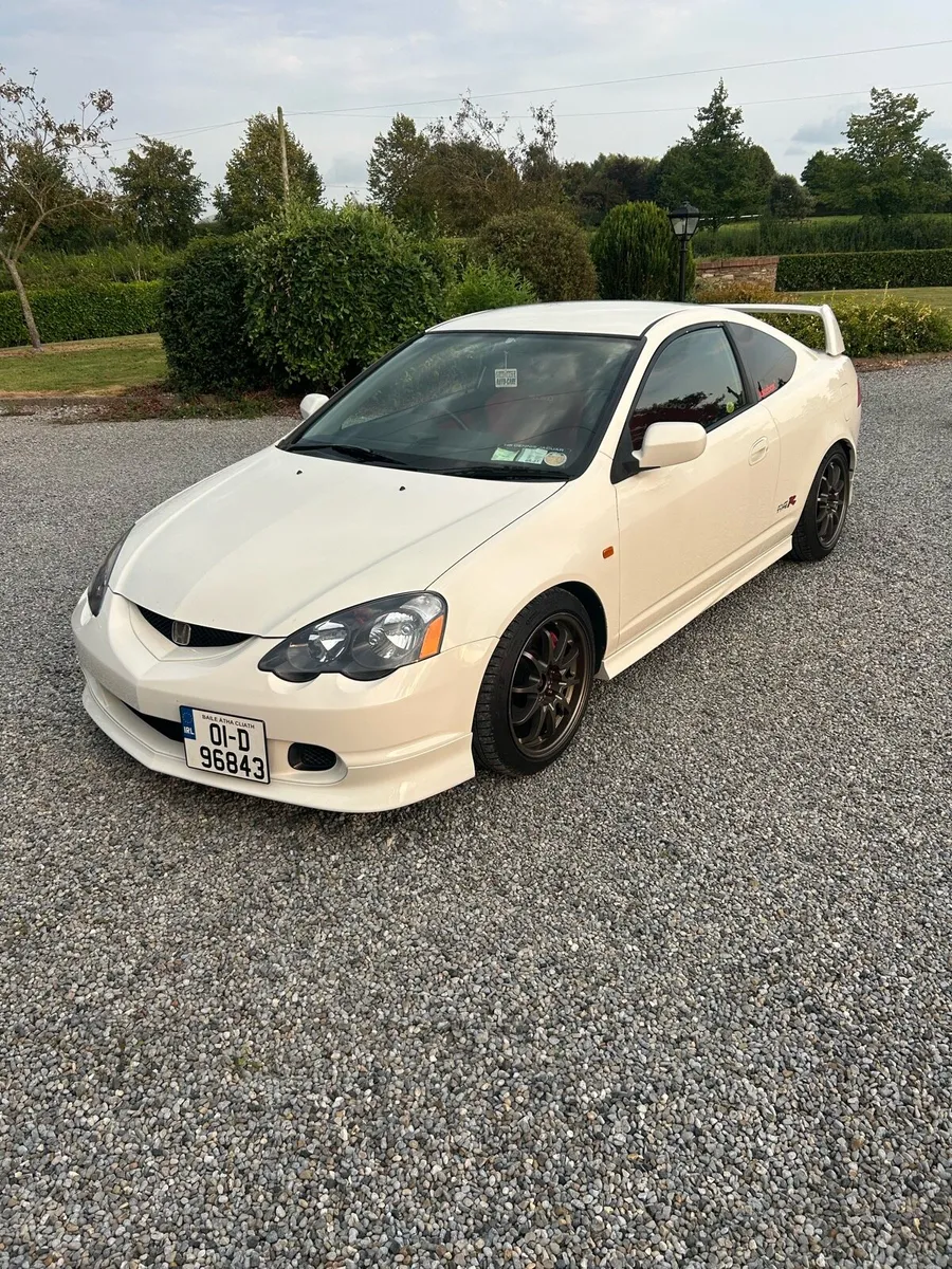 Honda Integra DC5 - Image 1