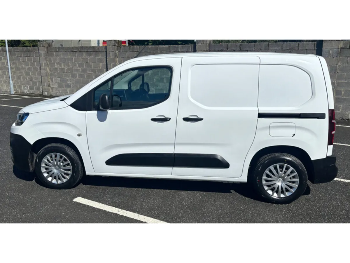 Citroen Berlingo ENT 1.5 BLUE HDI 75 650 650KG M 3 - Image 3