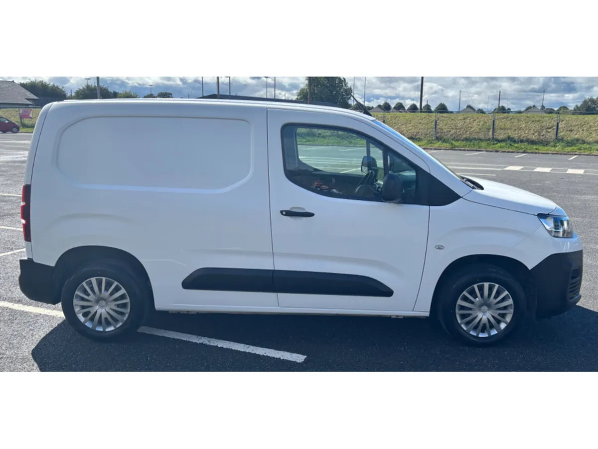 Citroen Berlingo ENT 1.5 BLUE HDI 75 650 650KG M 3 - Image 4